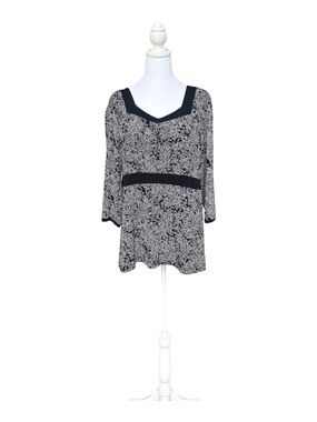 East 5th Black and White Printed Top (3/4 Sleeve Length)-Size XL